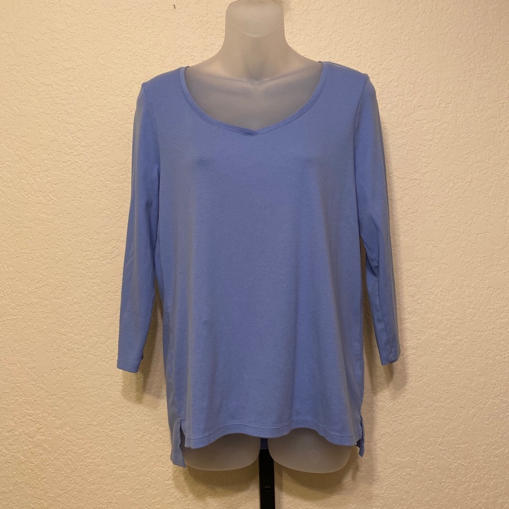🧹👗5 for $20 Talbots Stretch Weekend Tee Blue